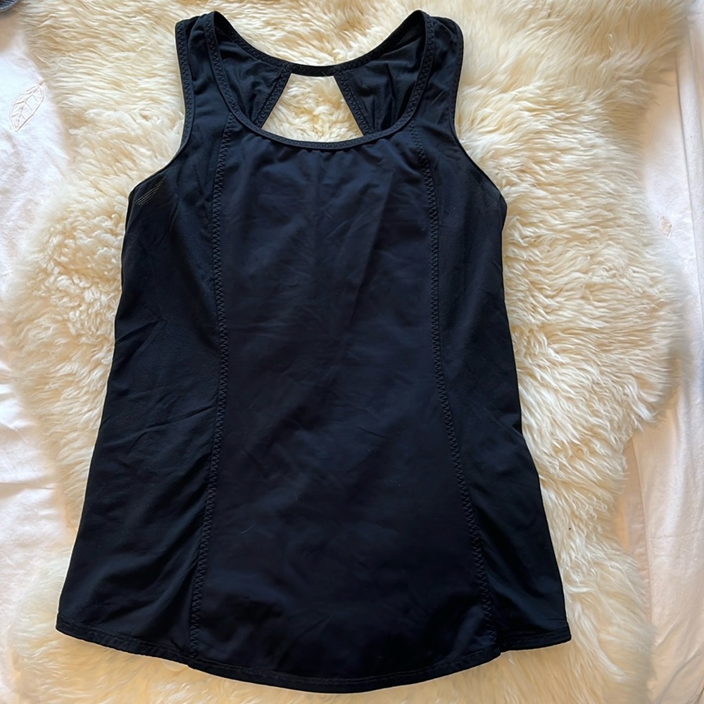 Lululemon | Loose black athletic top